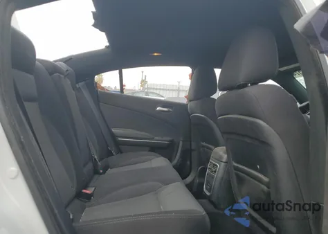 2015 Dodge Charger Se из США, поврежденный, VIN 2C3CDXBGXFH752270